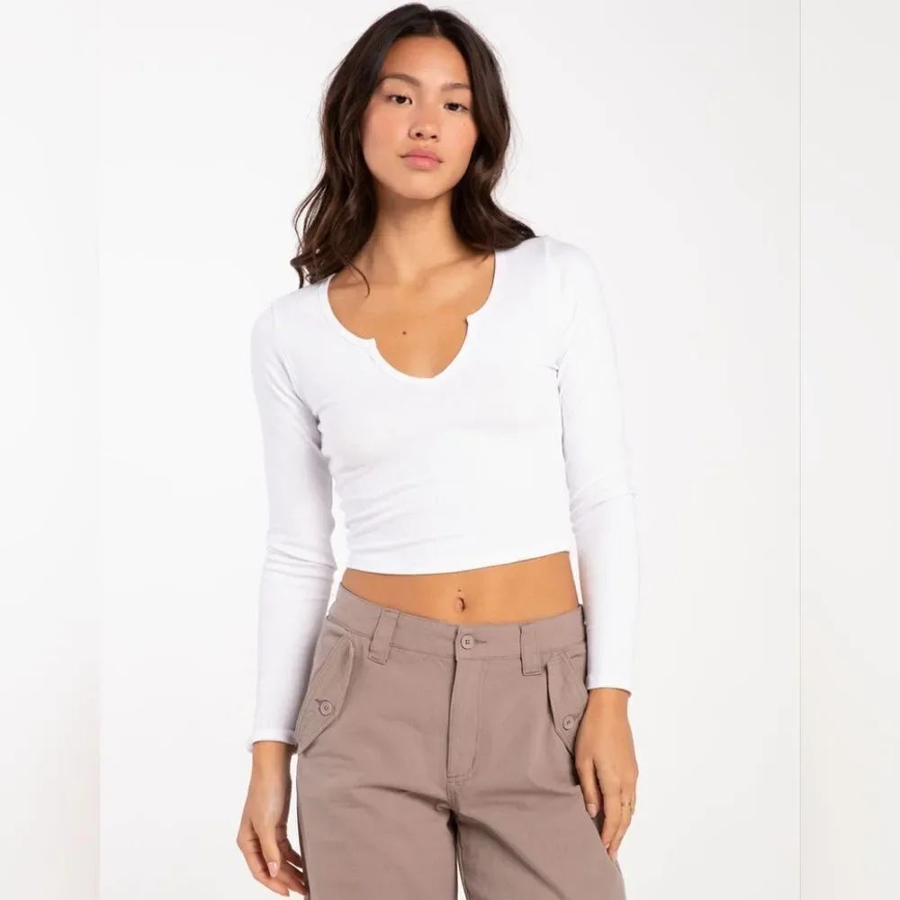 🔺️NWT Bozzolo White Notched Collar Cropped Long Sleeve Top Medium